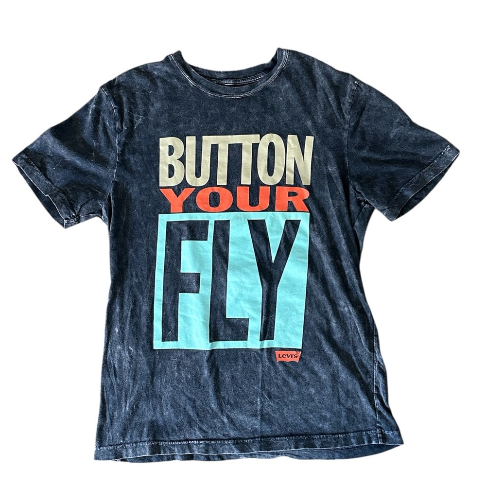 Vintage Levi’s “Button Your Fly” Graphic T-Shirt – Men’s Medium – Washed Black